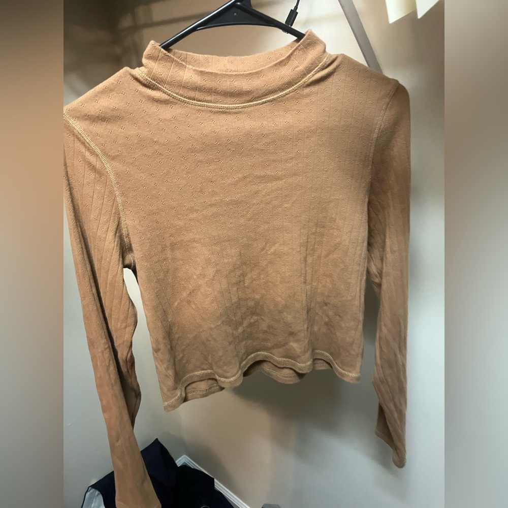 American Eagle Tan long sleeve top